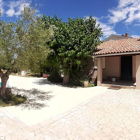 Ferienhaus Aqua Mit Pool Jadreski Luaran gambar