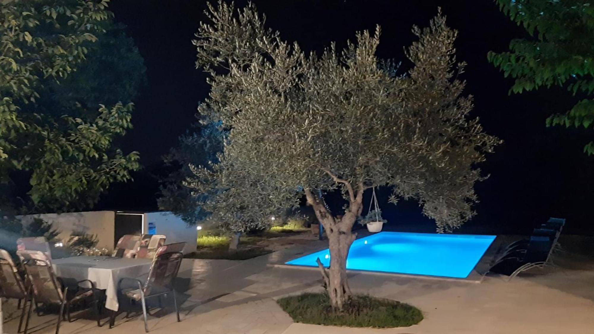 Ferienhaus Aqua Mit Pool Jadreski Luaran gambar